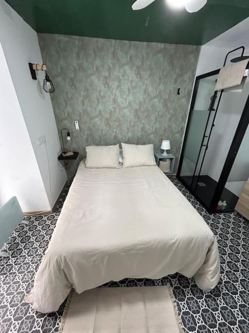 Apartamento Recien Reformado Con 5 Habitaciones Y 3 Banos Madrid Exterior photo