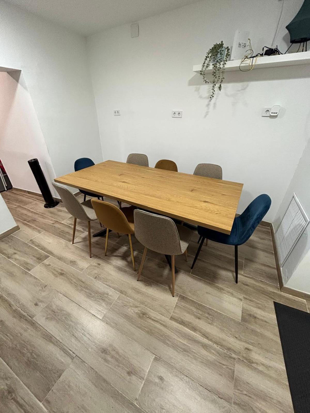 Apartamento Recien Reformado Con 5 Habitaciones Y 3 Banos Madrid Exterior photo